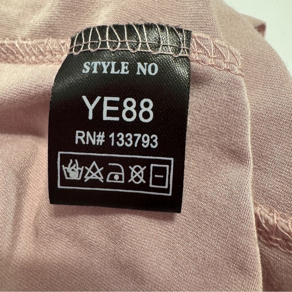 POL Mauve Fringe Tank Top Asymmetrical Hem Boho Festival Shirt Size Small NWT - Picture 5 of 6